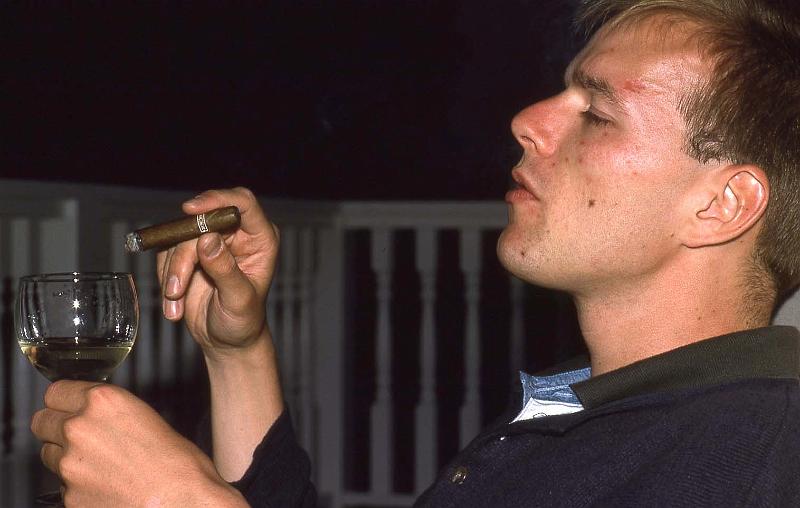 1995-07 Kevin Beretta YVR 01.jpg